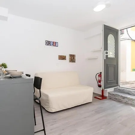 Casa de Férias Lua's - Predio Baixa *